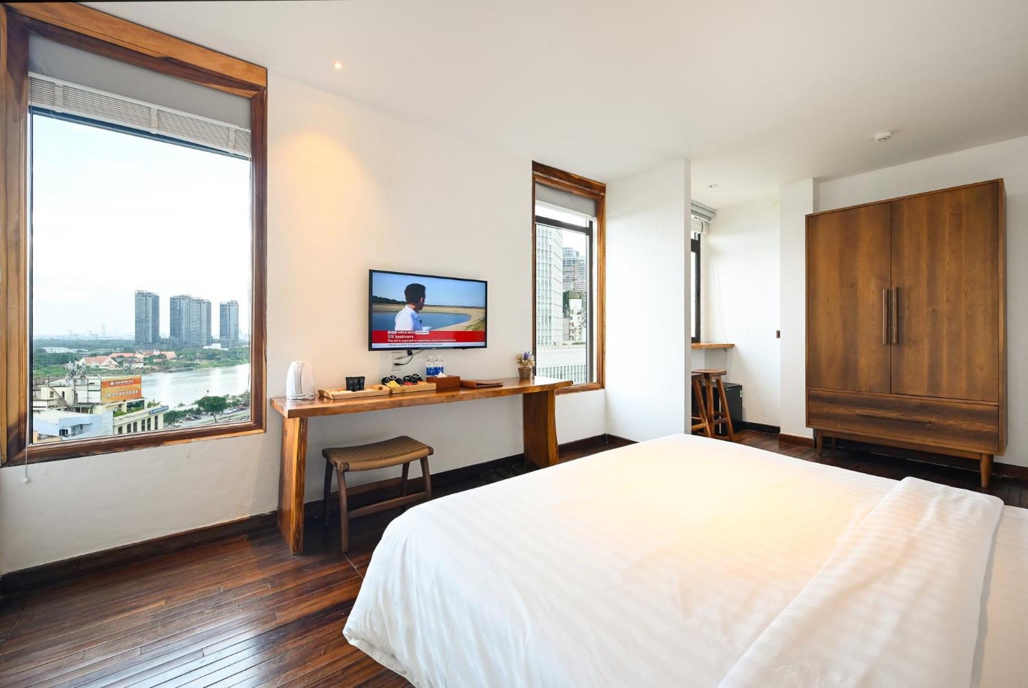 Sky Gem Khách sạn TP. Hồ Chí Minh